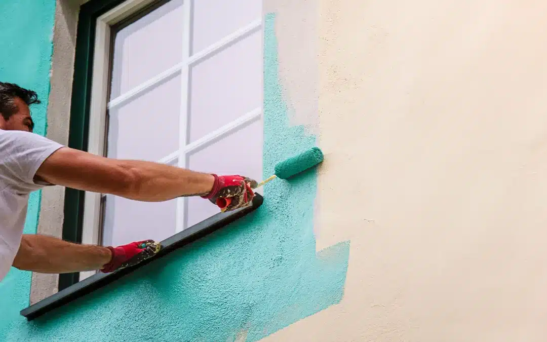 Façades et crépis : préparer sa maison pour l’été